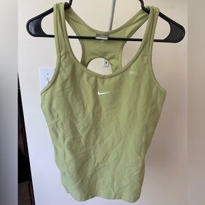 Nike athletic green tank top with sports bra
